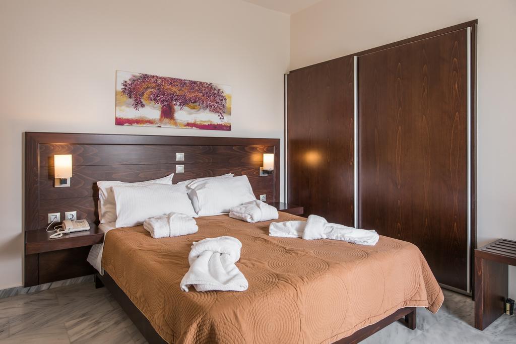 Rania Hotel Apartments Platanias  Ngoại thất bức ảnh